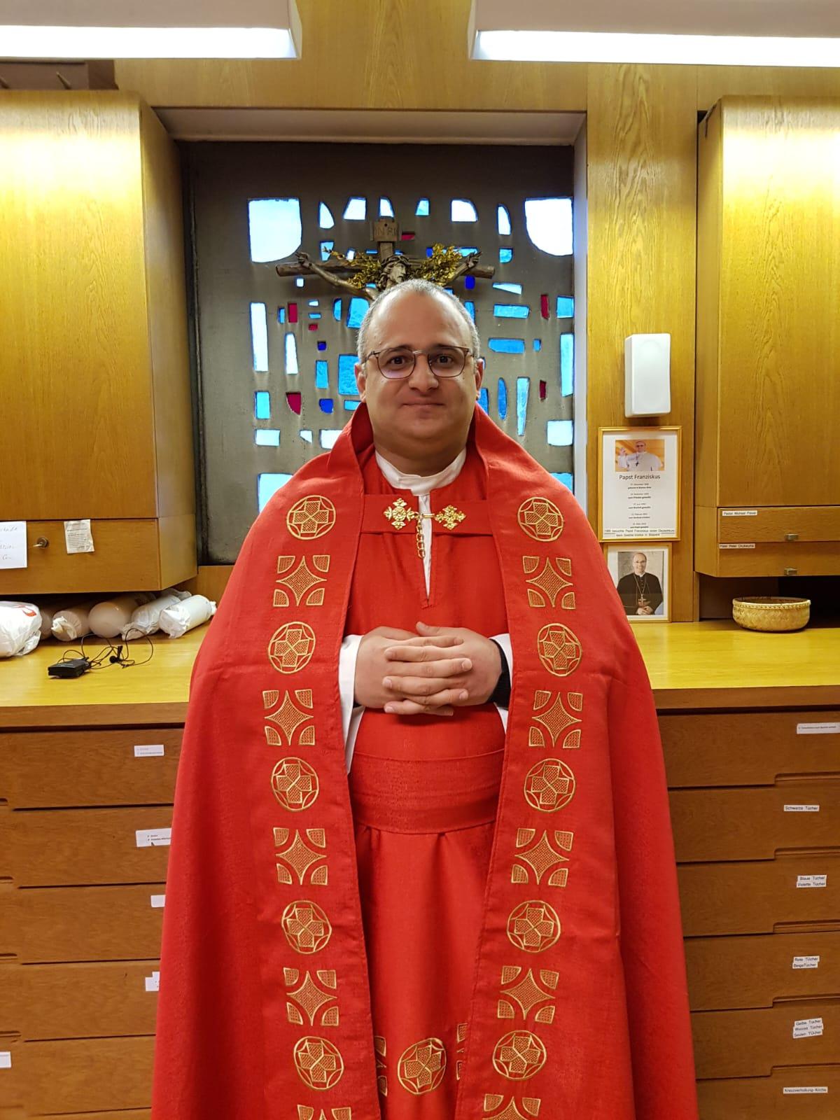 Pfarrer Carlo Yachouh