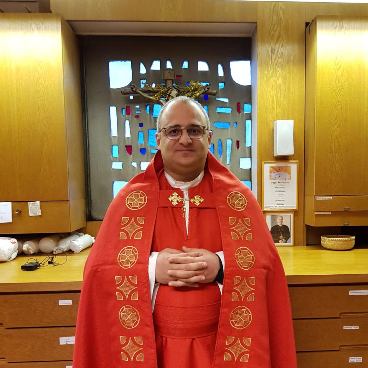 Pfarrer Carlo Yachouh